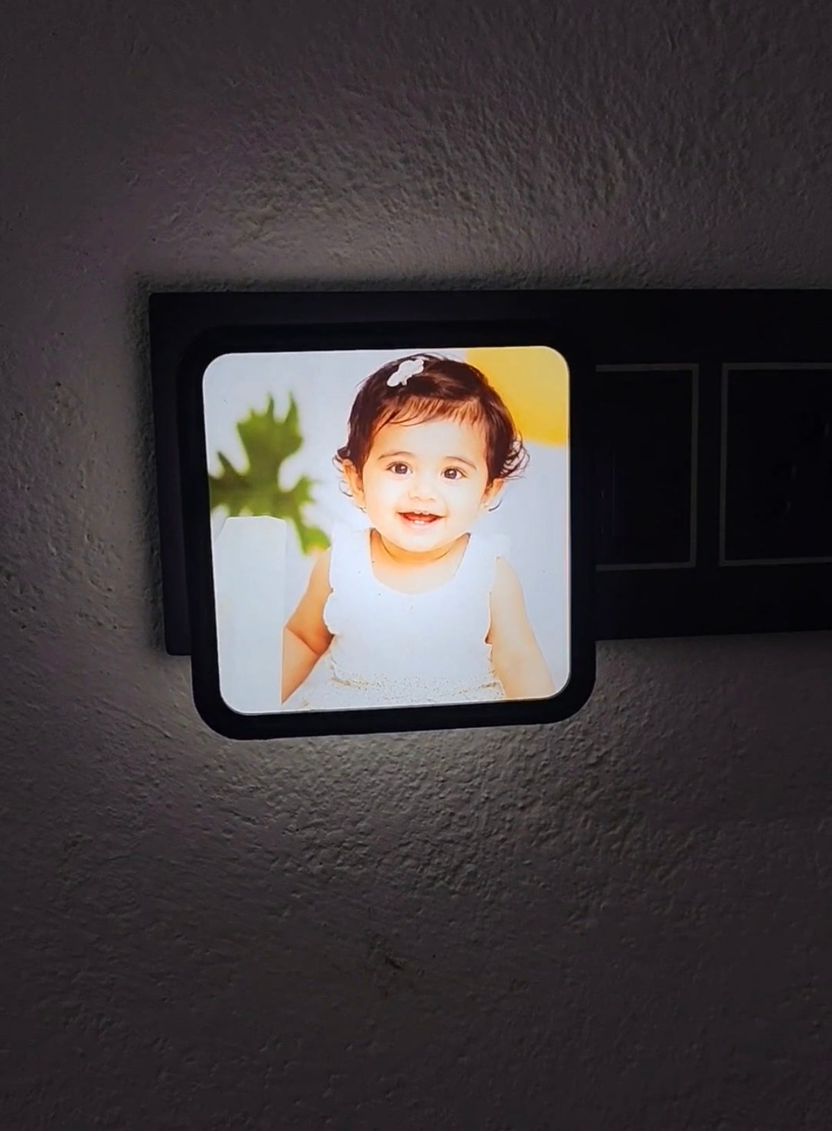 Mini Personalized Photo Lamp – Glow Your Memories